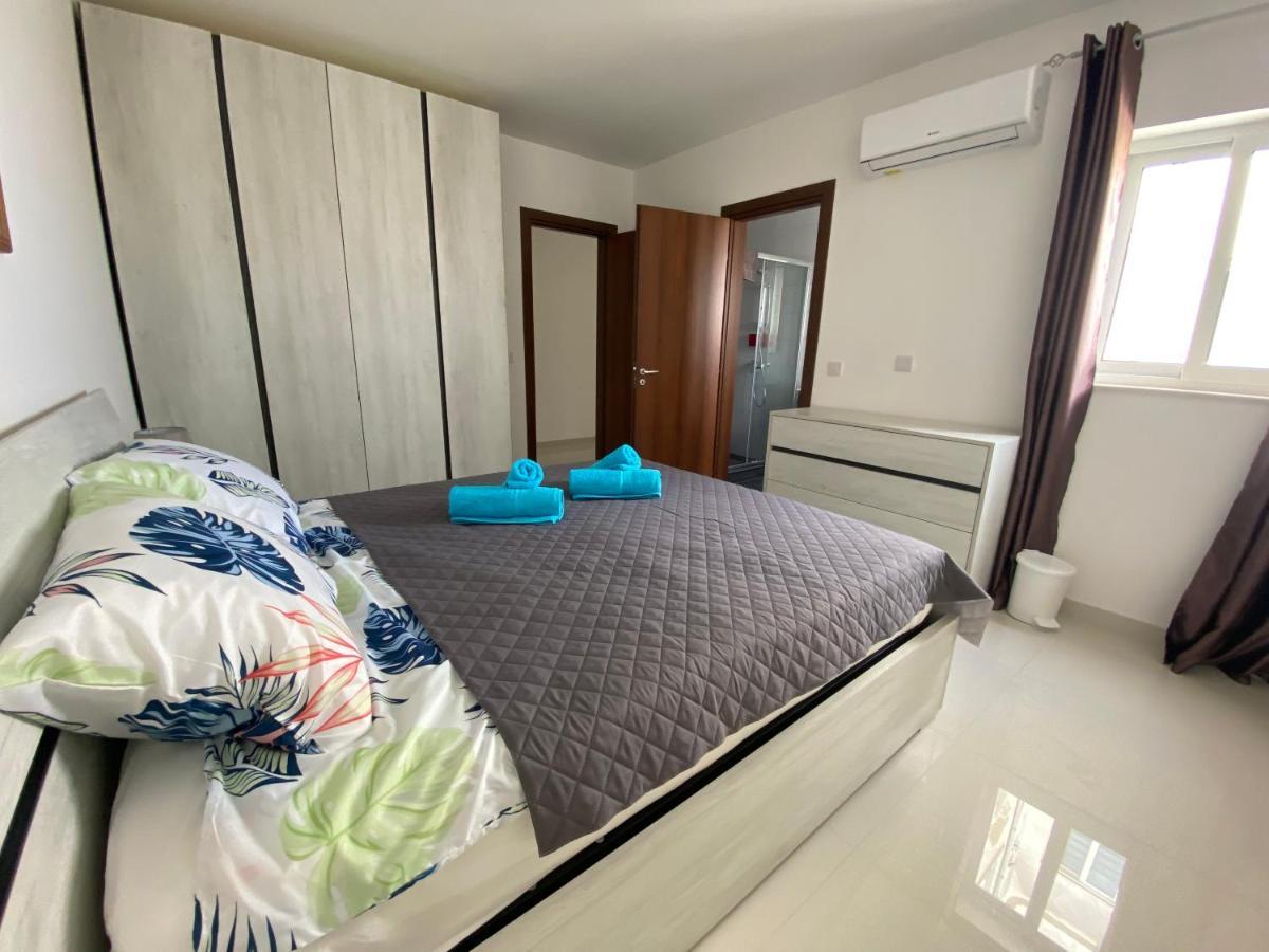 Sunshine Apartments Mellieha - Modern Three Bedroom Apartment - Apt No 2 Exteriör bild