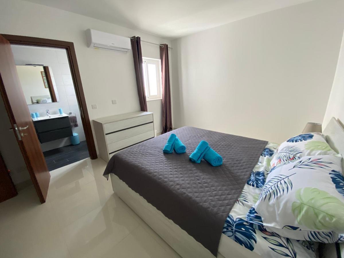 Sunshine Apartments Mellieha - Modern Three Bedroom Apartment - Apt No 2 Exteriör bild
