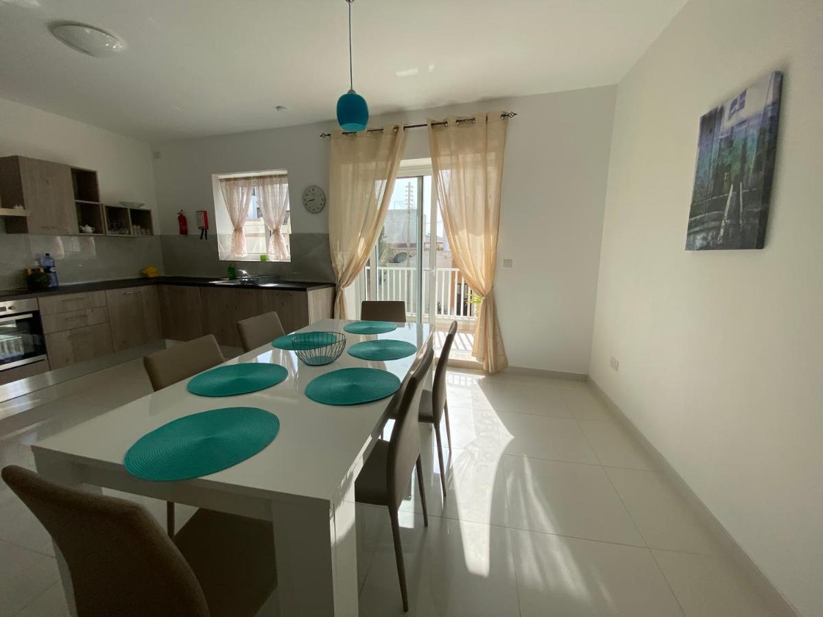 Sunshine Apartments Mellieha - Modern Three Bedroom Apartment - Apt No 2 Exteriör bild